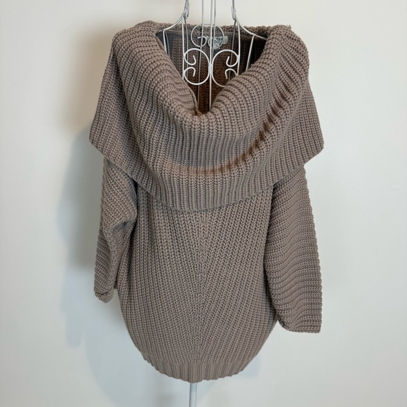 Umgee USA Sweater Cowl Neck Chunky Knit Pullover Baggy turtle neck size M taupe - Picture 1 of 6